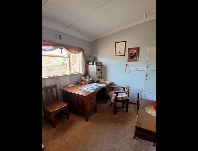 3 BEDROOM HOUSE FOR SALE IN CASSELDALE